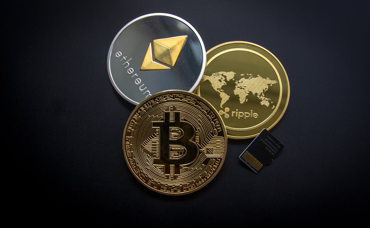 Read more about the article Cryptocurrency Investment Trends in 2024: Navigating the Digital Frontier